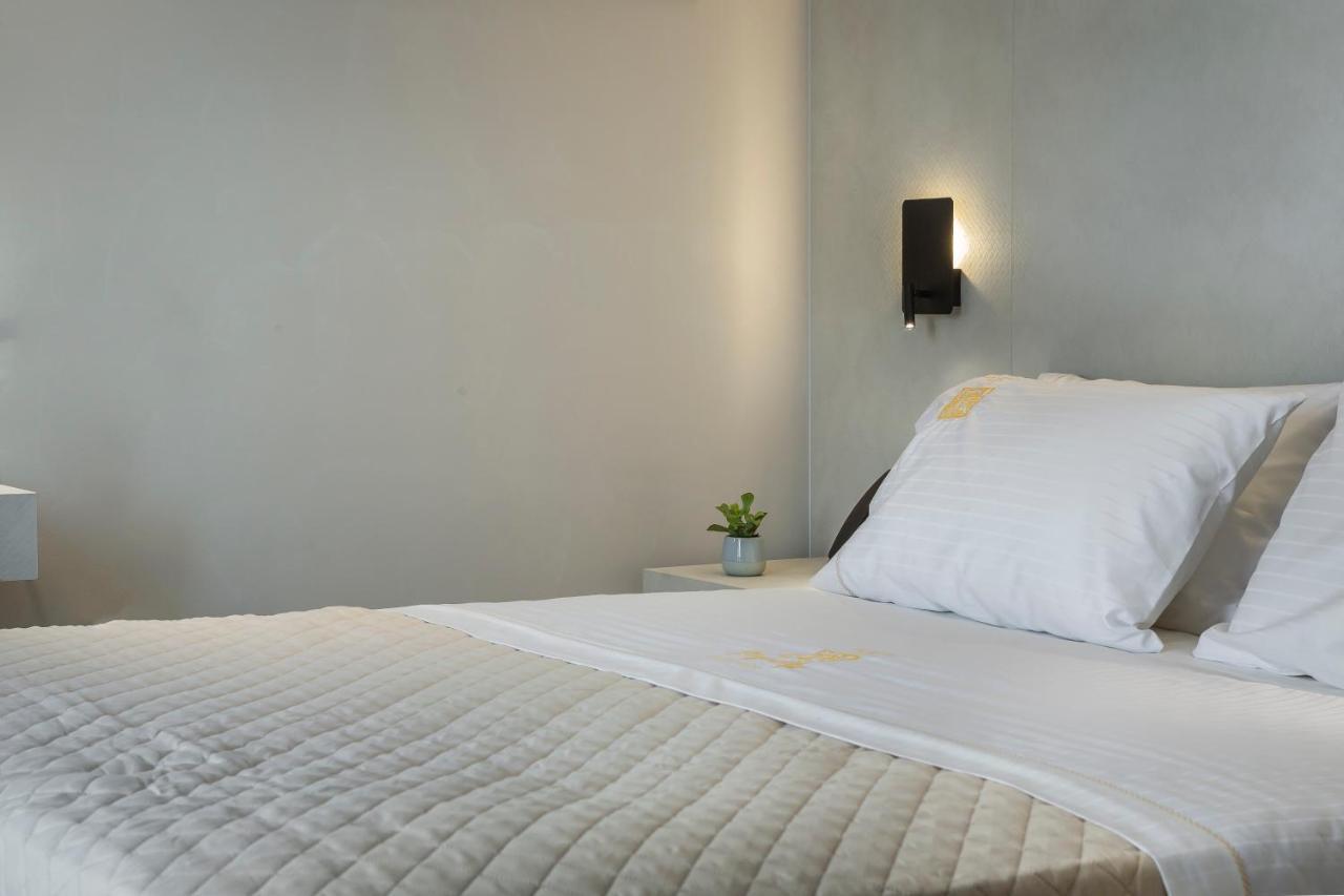 Royalty Hotel Athene Buitenkant foto
