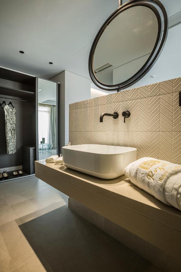 Royalty Hotel Athene Buitenkant foto