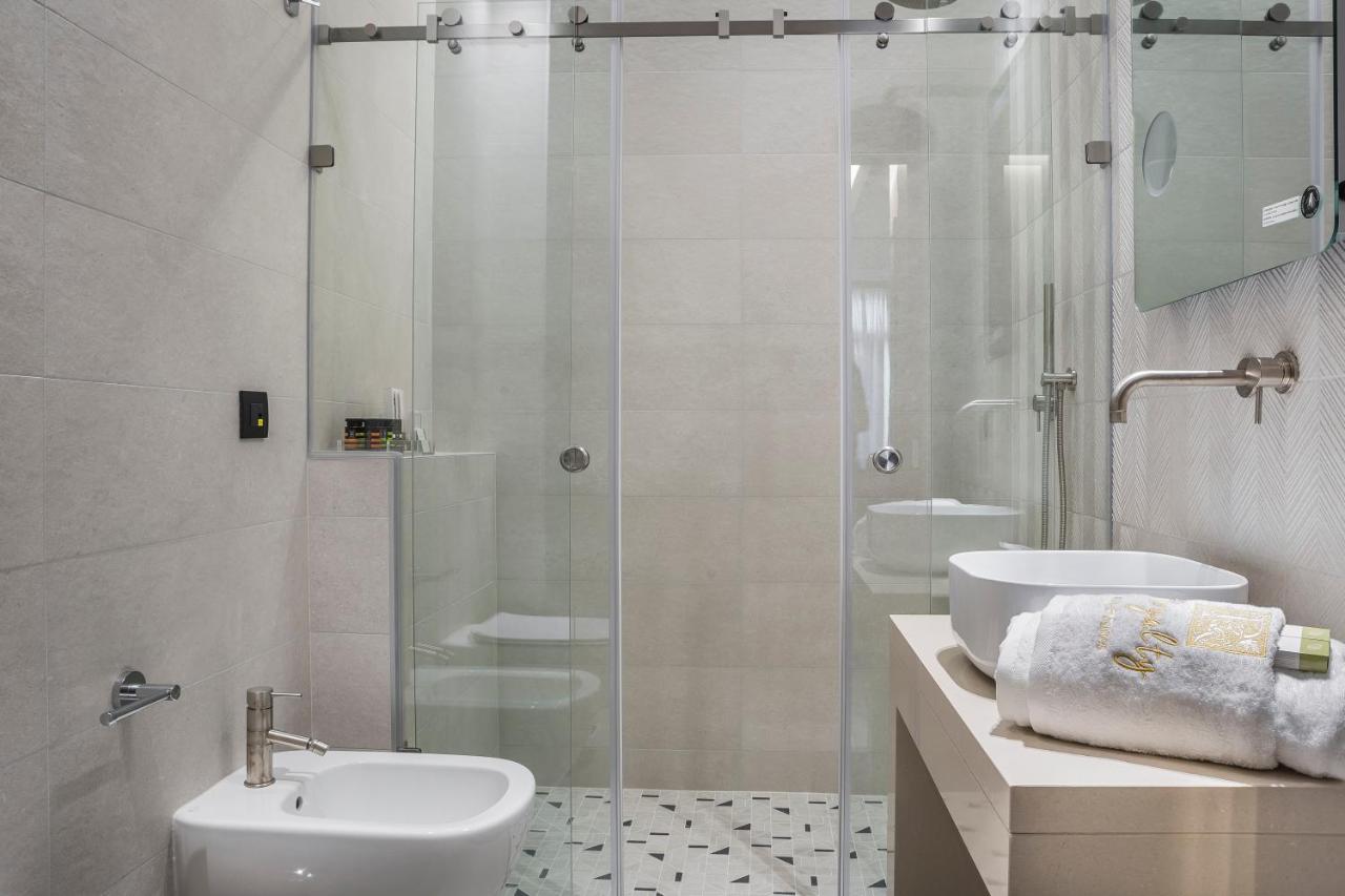 Royalty Hotel Athene Buitenkant foto